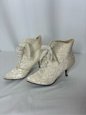 Studio 6 Ivory Lace Victorian Granny Boots  Cottagecore Edwardian Ankle Booties